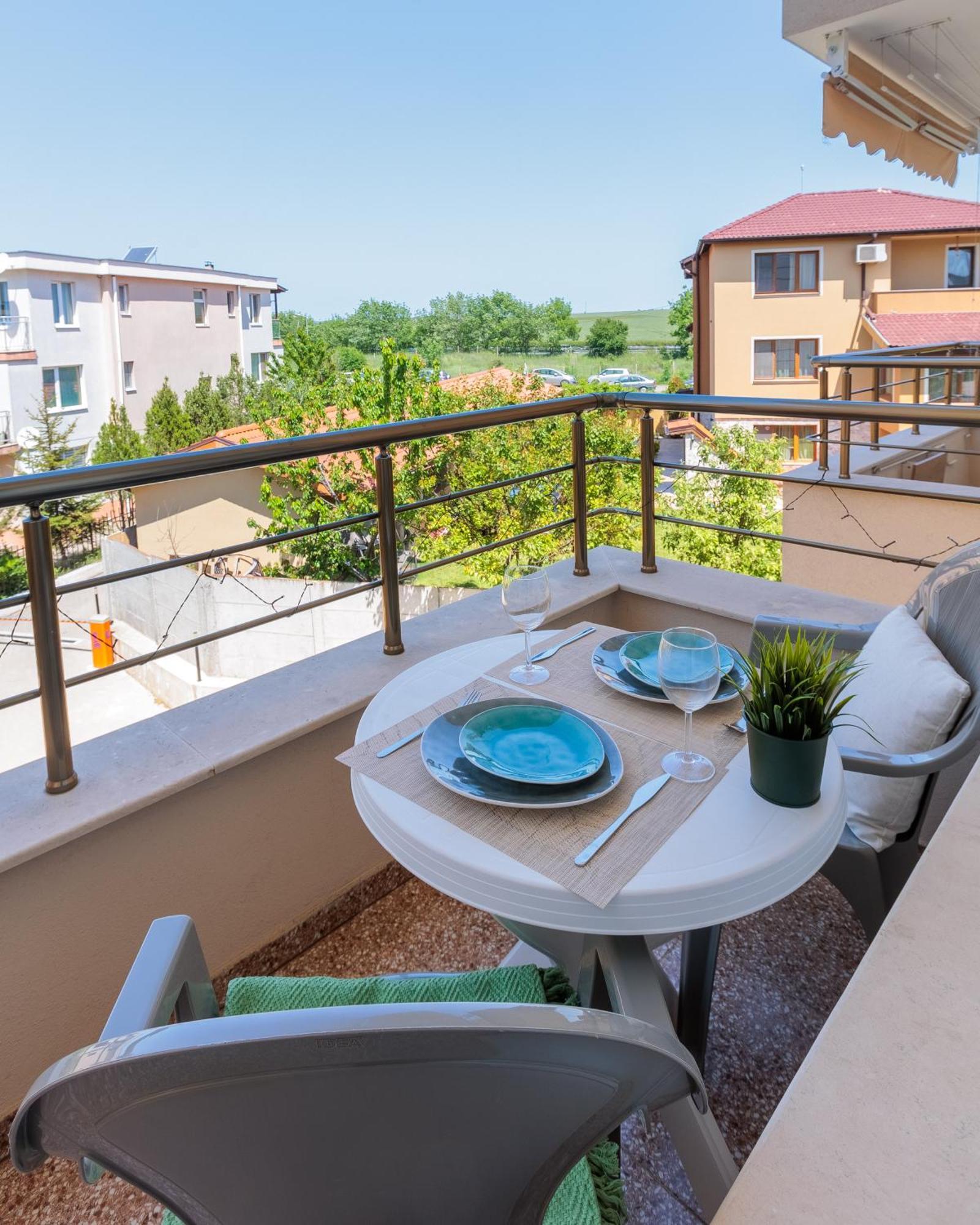 Flora Studios Sarafovo Burgas Ngoại thất bức ảnh